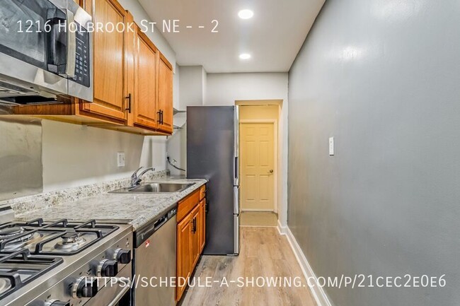 Primary Photo - Renovated Apartment steps away from H St