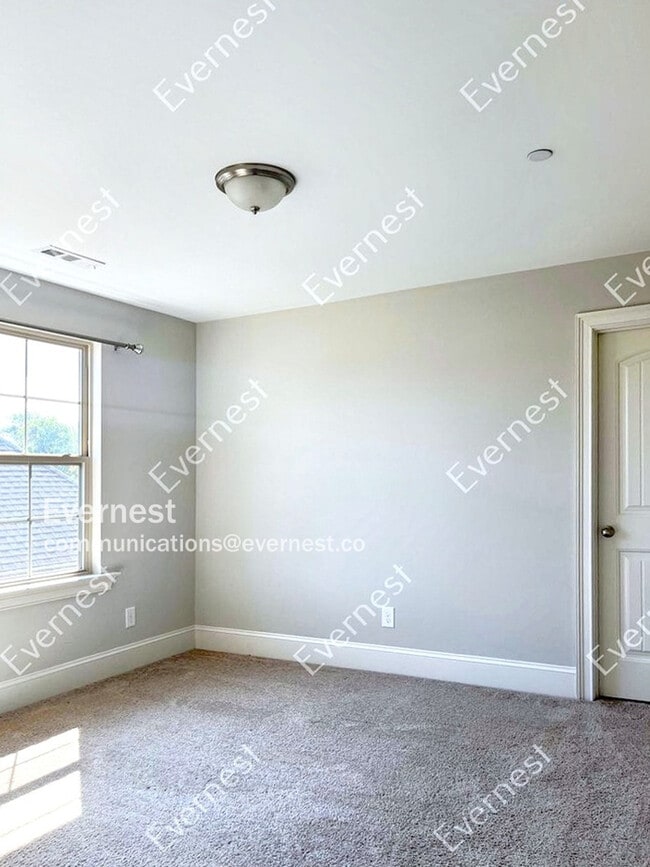 Building Photo - 2141 Sugar Mill Dr