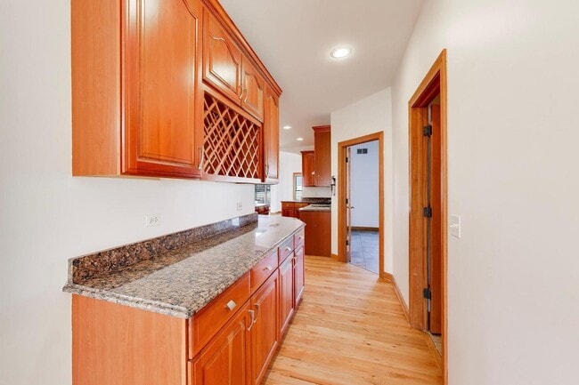 Building Photo - 2951 Old Glory Dr