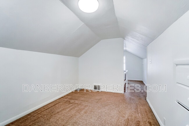 Building Photo - 1132 Brookley Blvd