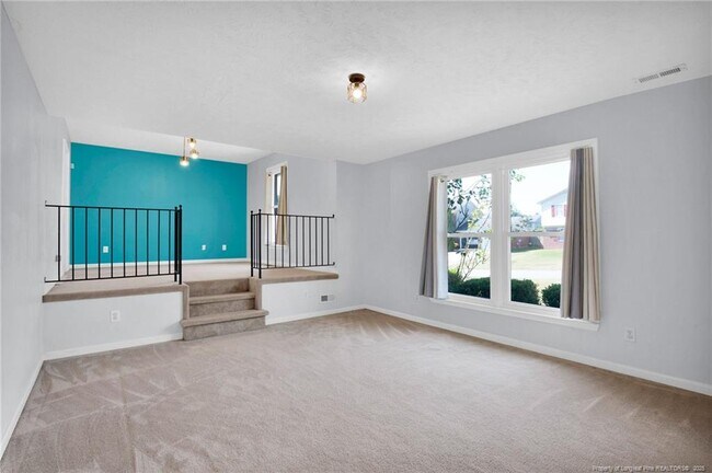 Building Photo - 833 Wigwam Dr