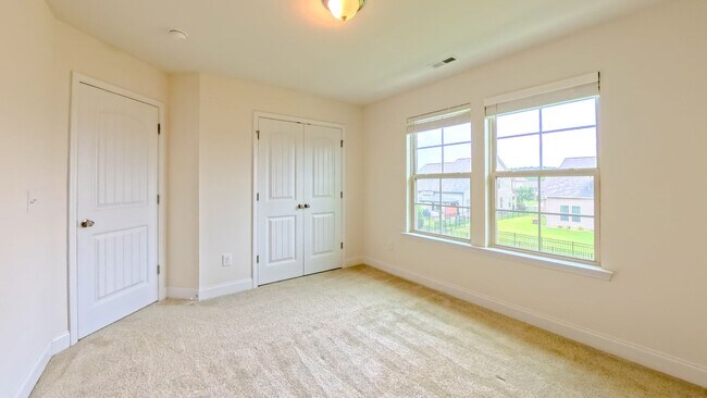 Building Photo - Beautiful Home in Mebane