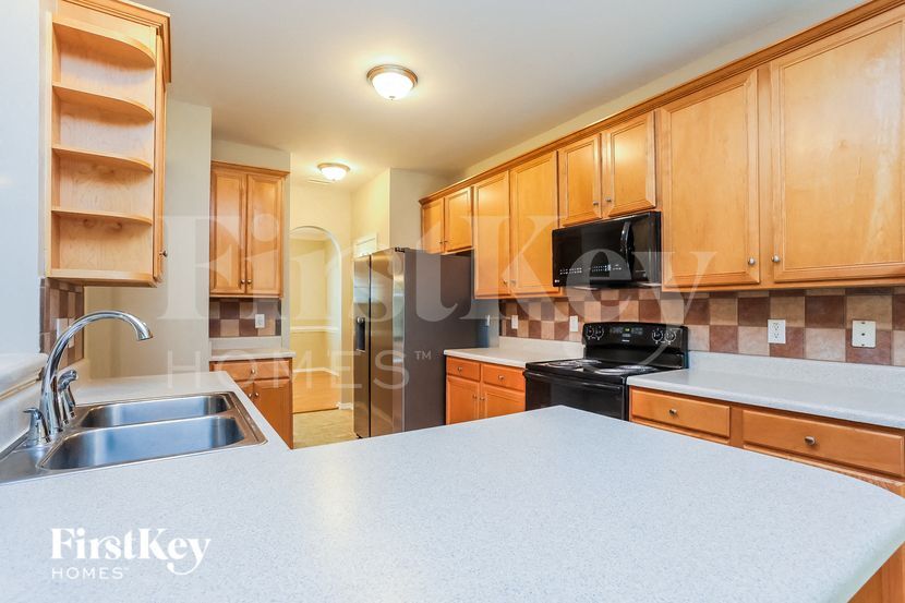 Building Photo - 5401 Cahaba Way