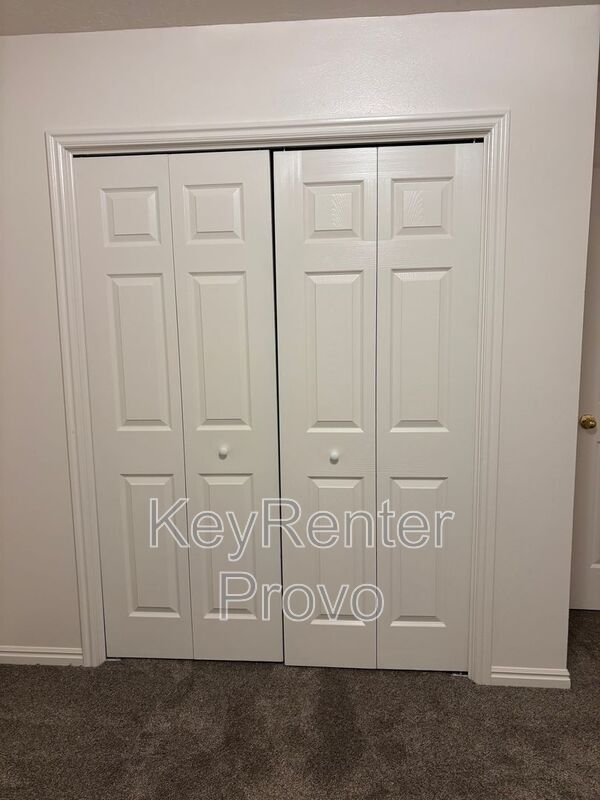 Building Photo - 1893 W 800 N St