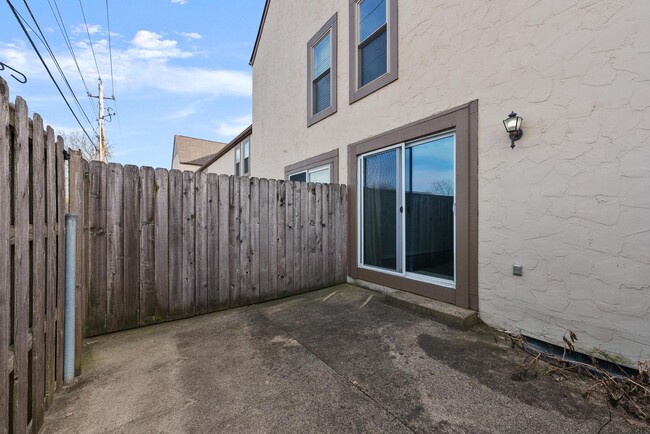 Building Photo - 444 Edinburgh Rd