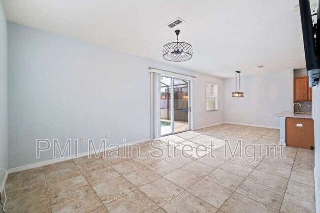 Building Photo - 541 Las Fuentes Dr