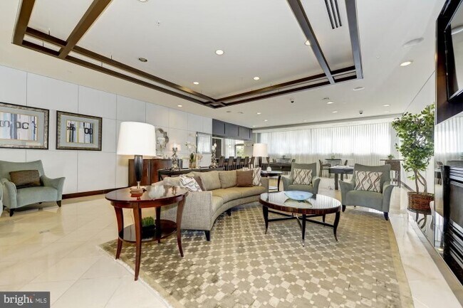 Building Photo - 12001 Market St