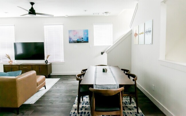 Building Photo - 5203 Burress Springs Ln