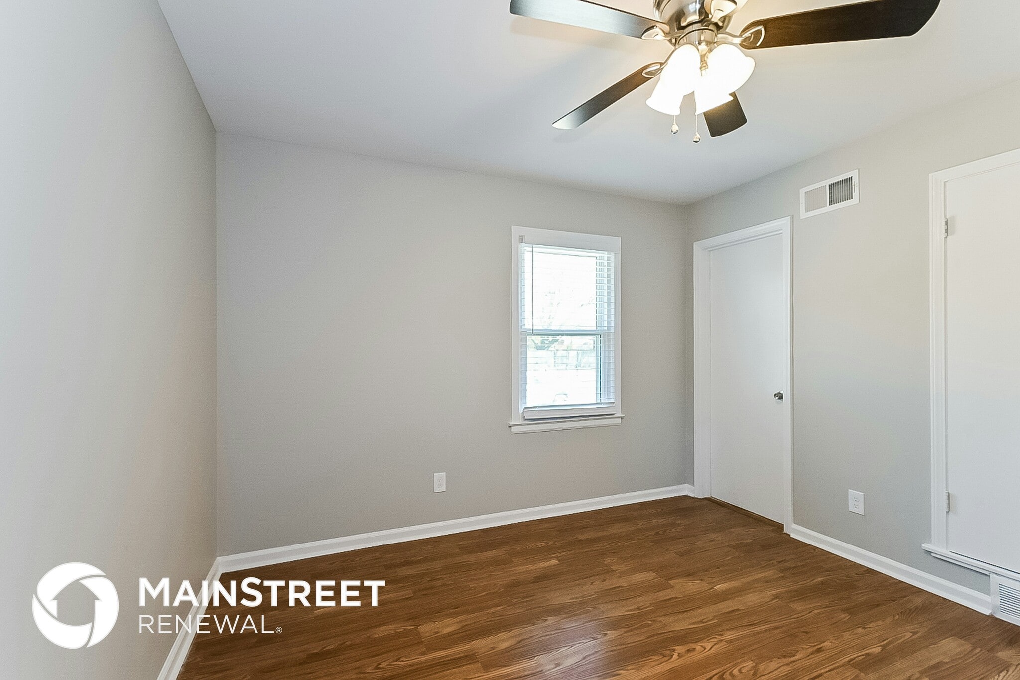 Building Photo - 1695 Myrna Ln