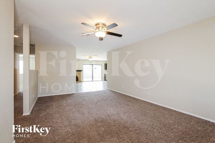 Building Photo - 2733 W Villa Rita Dr