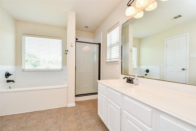 Building Photo - 22238 Orchard Dale Dr