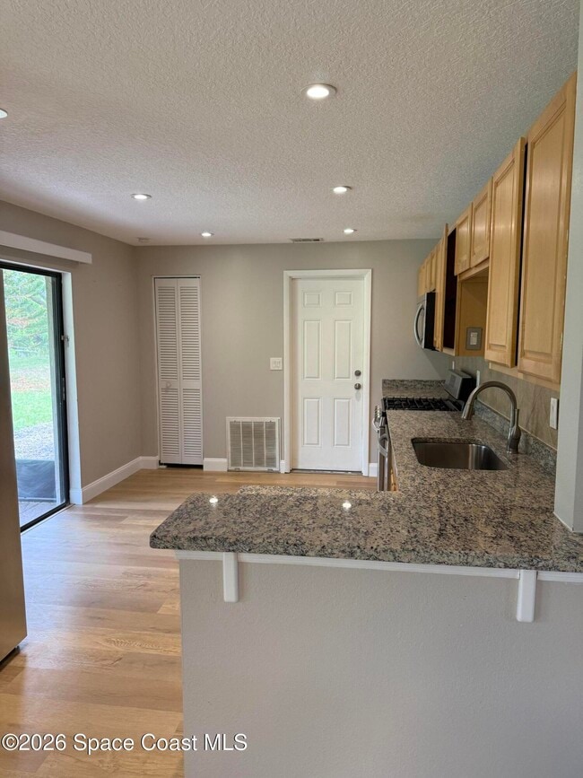 Building Photo - 610 Soto Grande Ct