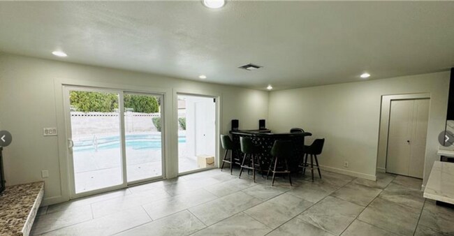 Building Photo - 2905 Mason Ave