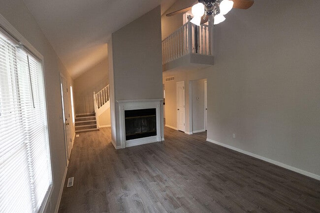 Building Photo - 4836 Meadow Lark Ln