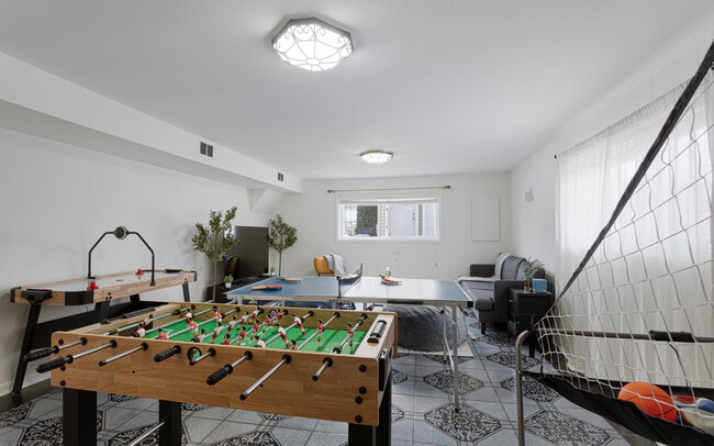 Building Photo - 7618 Beckwith Rd