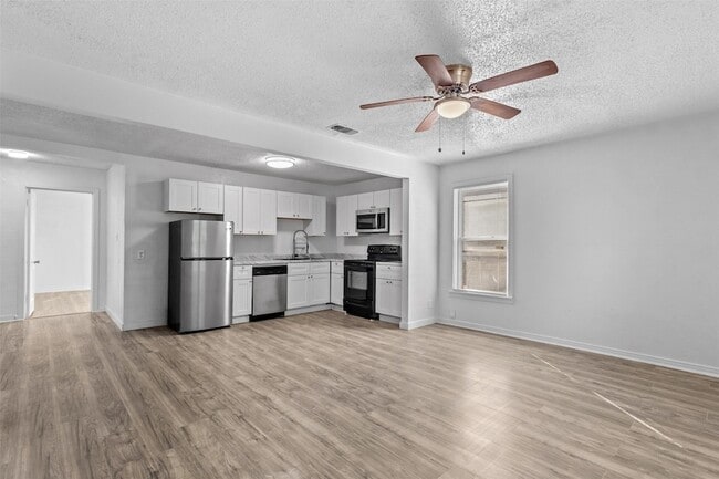 Building Photo - 3540 Burton Ave