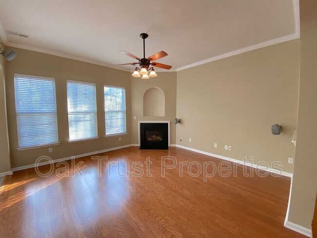 Building Photo - 3019 Candela Grove Dr