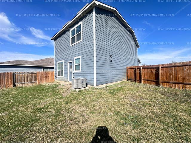 Building Photo - 14310 Wrangler Wy