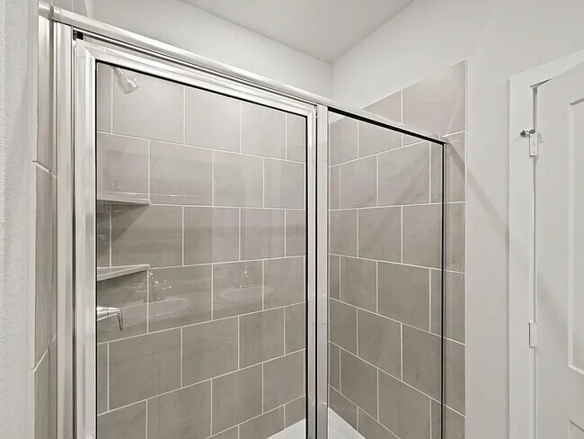 Building Photo - 17119 King Eider Rd