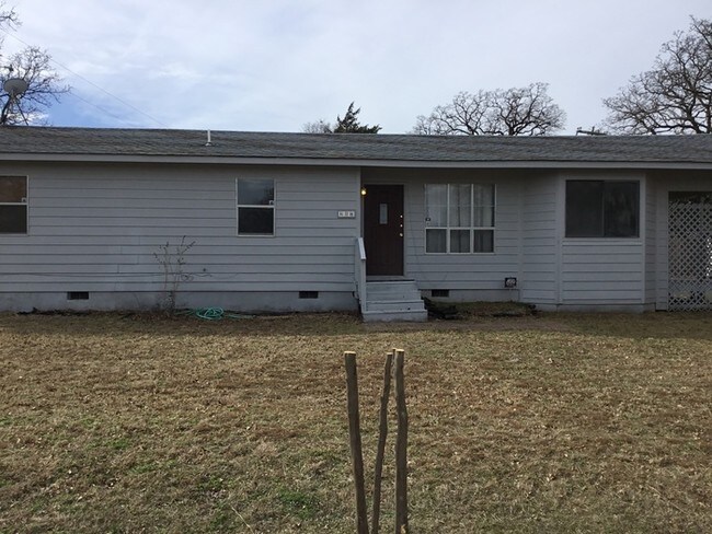 Building Photo - Lake View in Alvarado