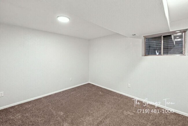 Building Photo - 4184 Charleston Dr
