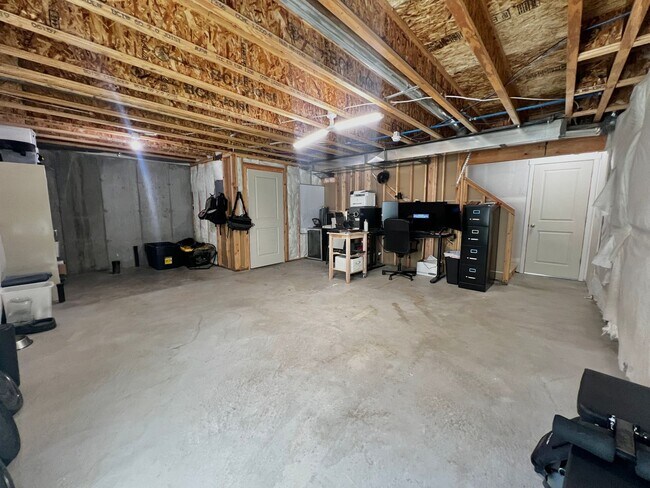 Building Photo - 3579 Cornfield Dr