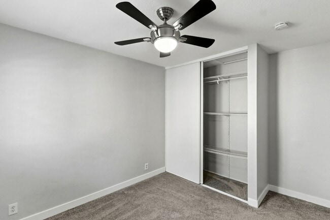 Building Photo - North Davis Condo-Available