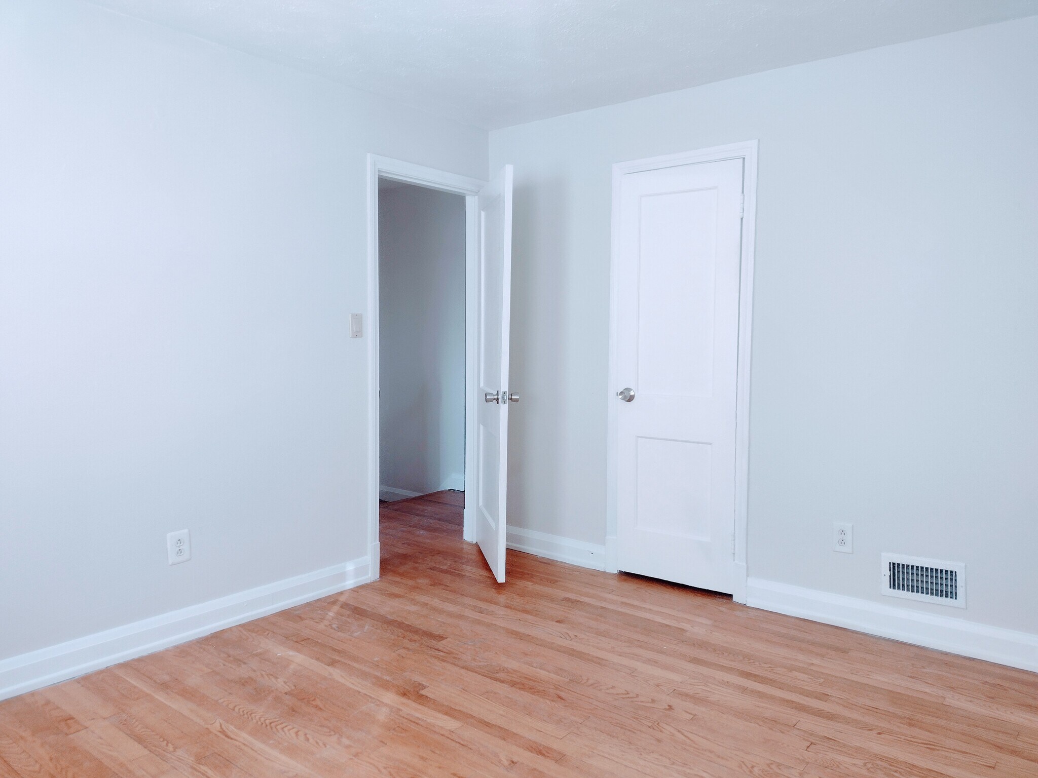 Building Photo - 8404 Loch Raven Blvd