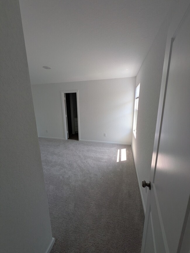 Building Photo - 6726 Marble Rdg