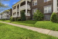 Building Photo - St. James Apartments