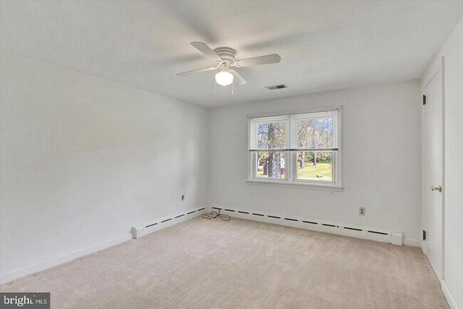 Building Photo - 1217 Caln Meetinghouse Rd