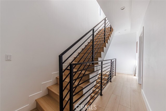 Building Photo - 13461 Beach Ave