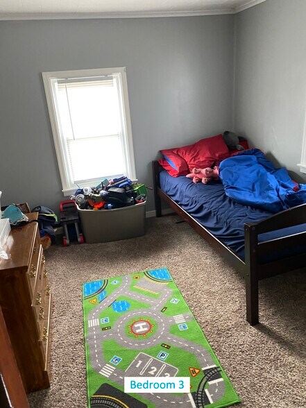 Building Photo - 310 Superior St