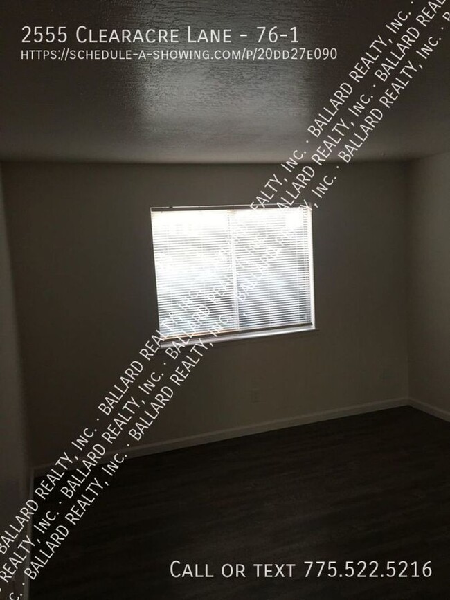 Building Photo - One bedroom, One bath downstairs condo wit...