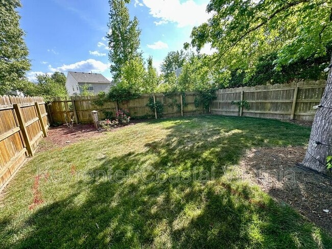 Building Photo - 3611 Martingale Ct