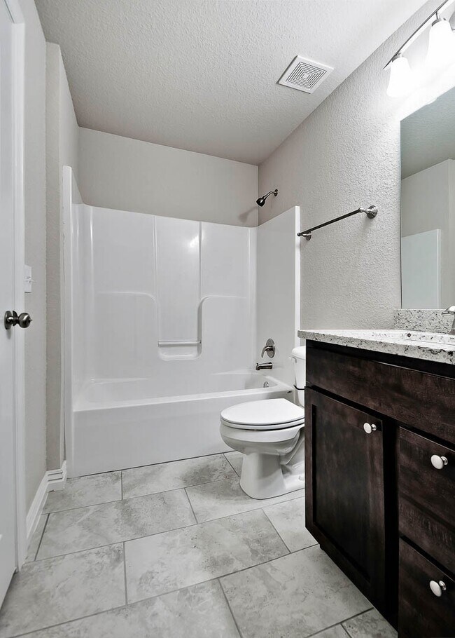 Building Photo - Lovely 3-bedroom home in Bentonville