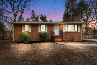 Building Photo - 103 Bell Air Pl