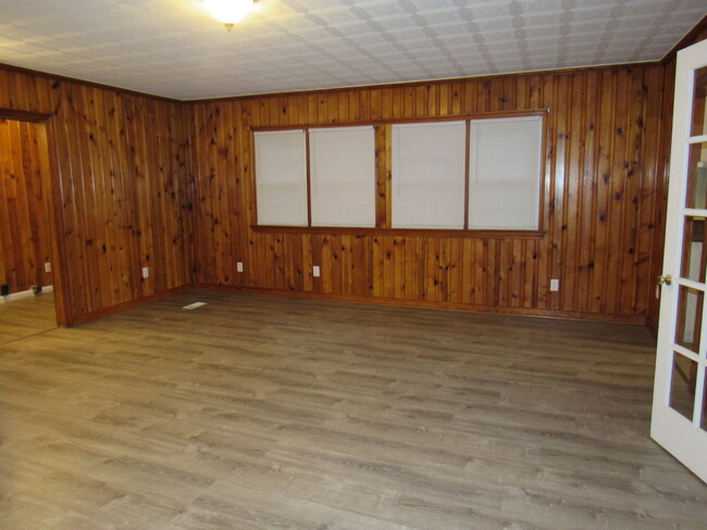 Large Family Room - 1211 Charles Ave