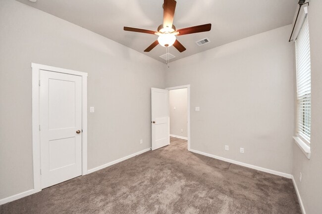 Building Photo - 23306 Ivory Sedge Trl