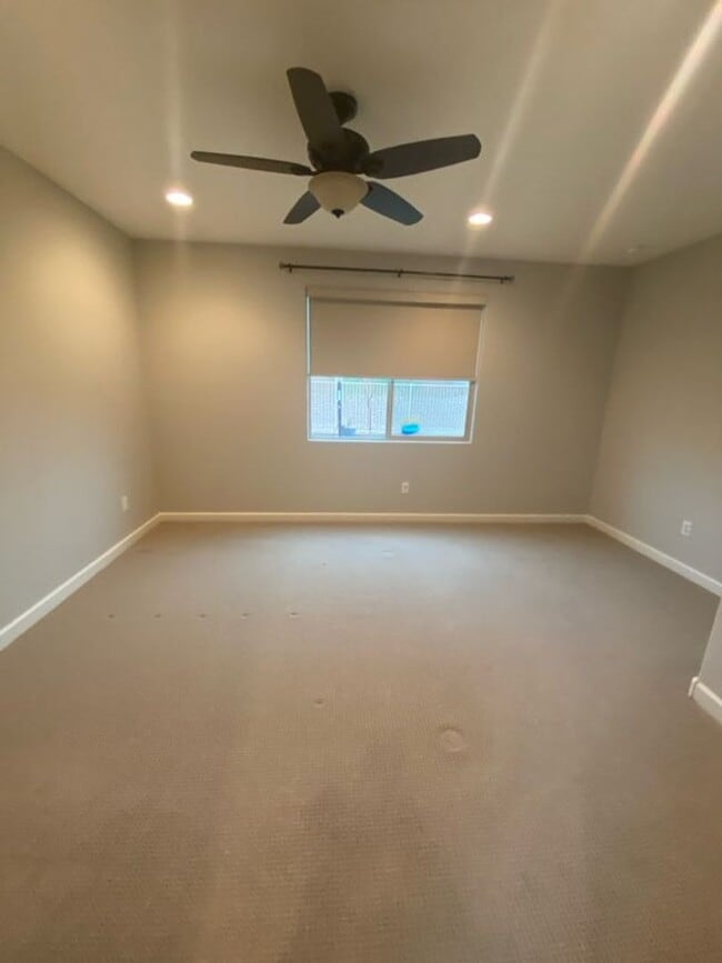 Building Photo - STUNNING NEWER HOME- GATED