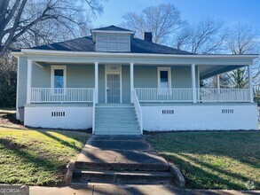 Building Photo - 1203 1st Ave