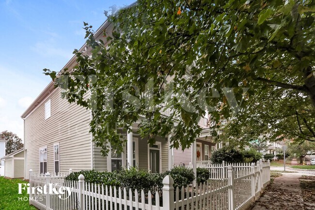 Building Photo - 128 Kensington St