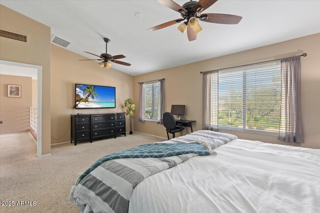 Building Photo - 6776 W Tonto Dr