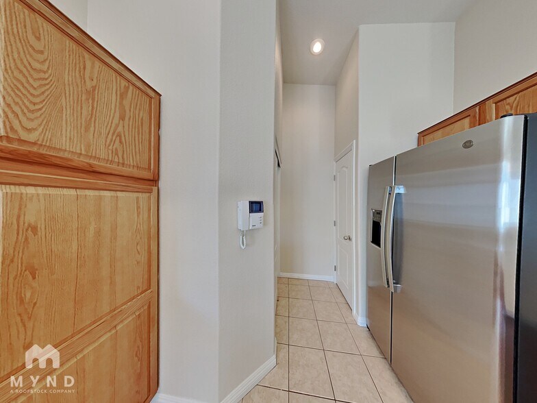 Building Photo - 6448 E Elwood Mead Ave