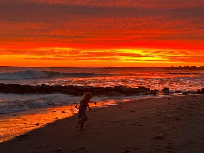 Building Photo - 10 Stanton Ave