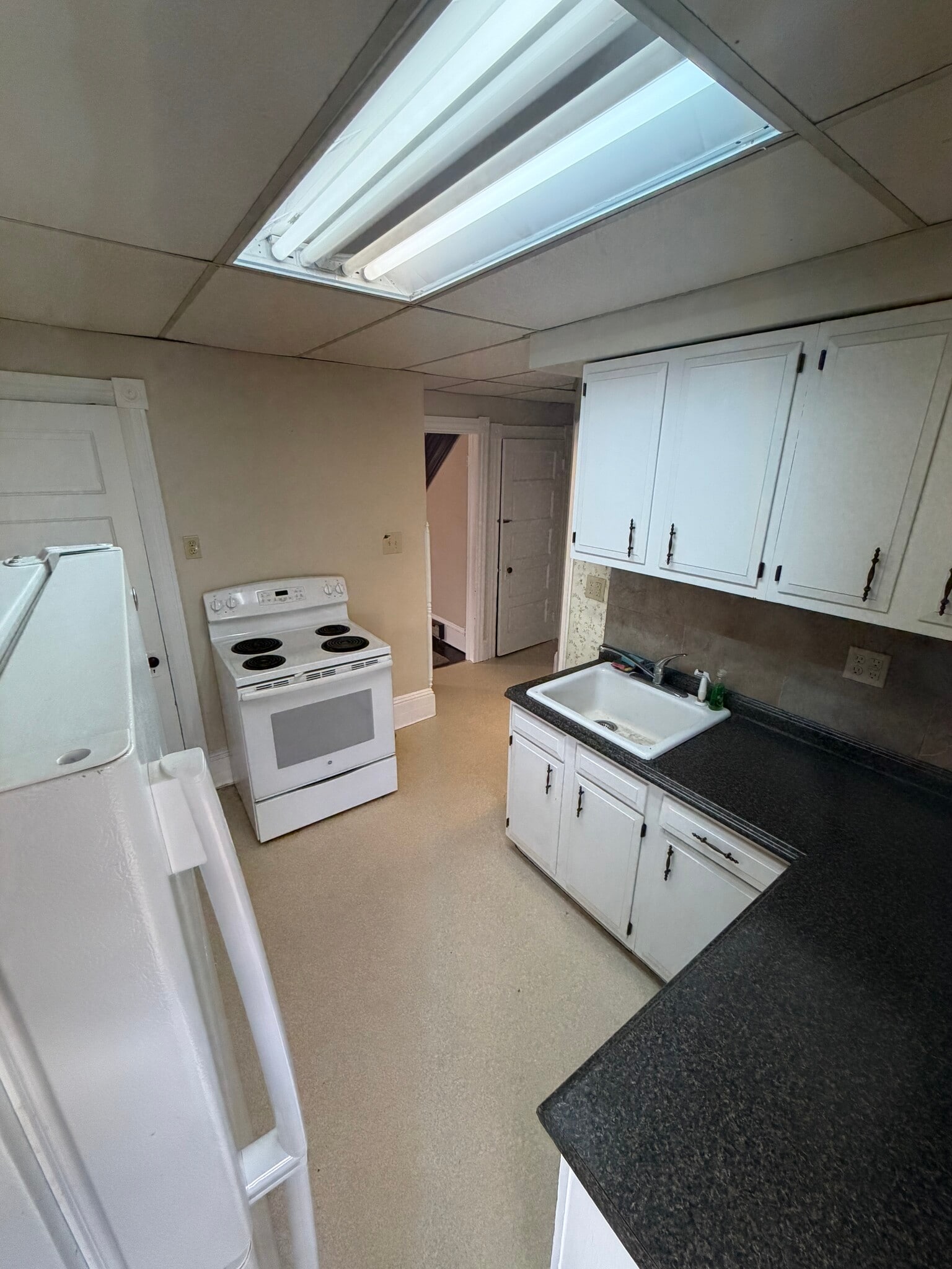 Kitchen - 319 West St