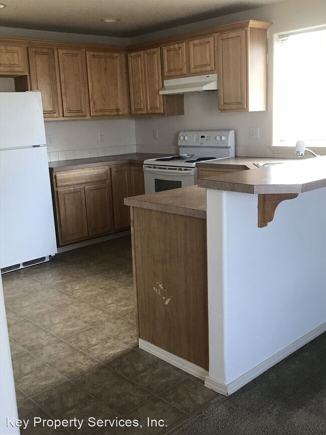 Building Photo - 3 br, 2 bath House - 5711 NE 135TH AVE