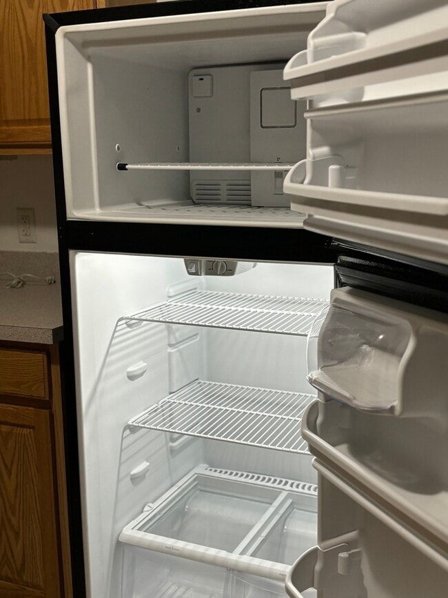 Building Photo - 122 Bertram Dr