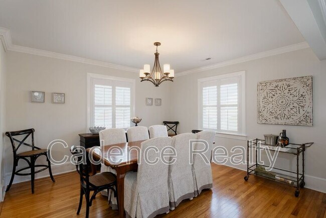 Building Photo - 308 Wayne Dr