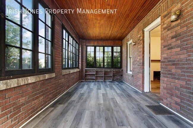 Building Photo - 1519 Whitney Ave